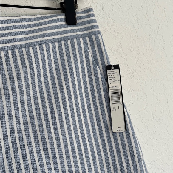 NWT Tahari Cotton Blue Striped Shorts - Picture 2 of 6